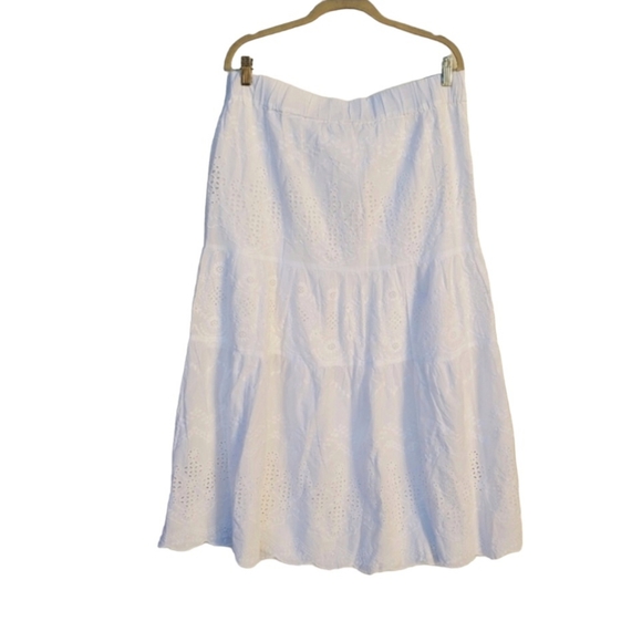 Sundance Boho Eyelet Skirt Embroidered Tiered  Size L - Like NEW 'Bastilla' - Picture 10 of 16